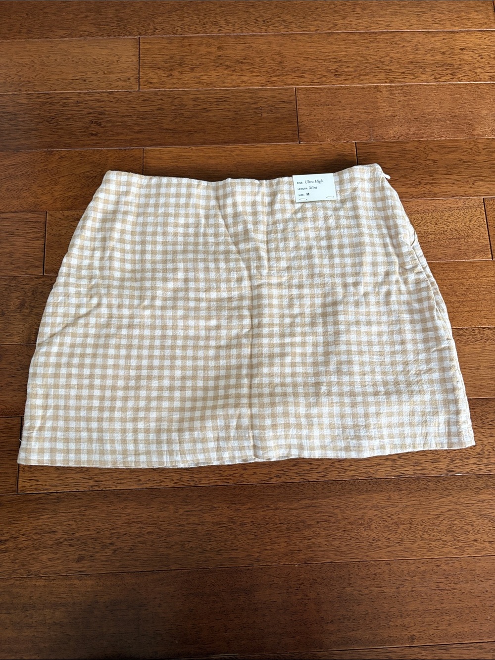 Abercrombie & Fitch Beige and White Gingham Mini Skirt